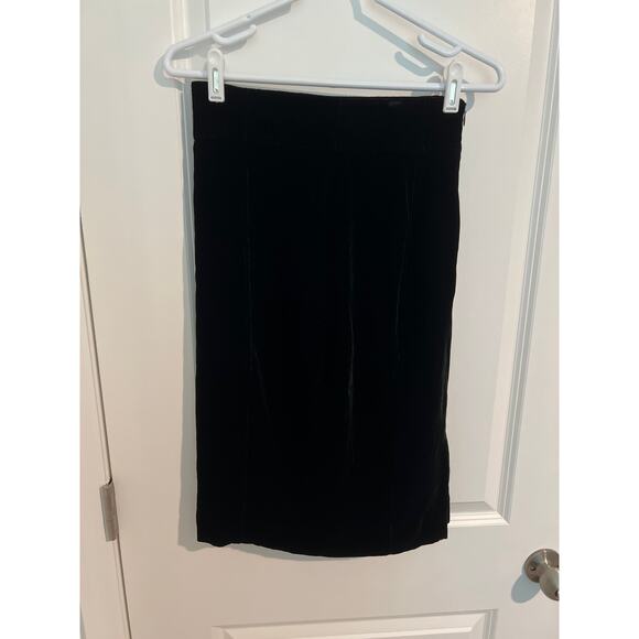 Charles Nolan Dresses & Skirts - Charles Nolan NY Black Velvet Skirt – Size 8